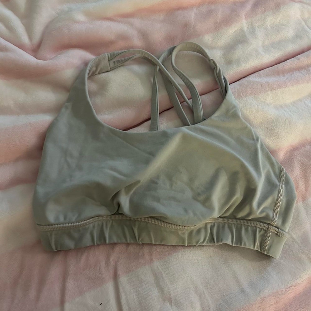 lululemon light pink sports bra